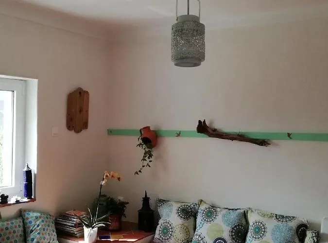 Alojamento de Acomodação e Pequeno-almoço Casinha D'alice Et Serge Cela Velha